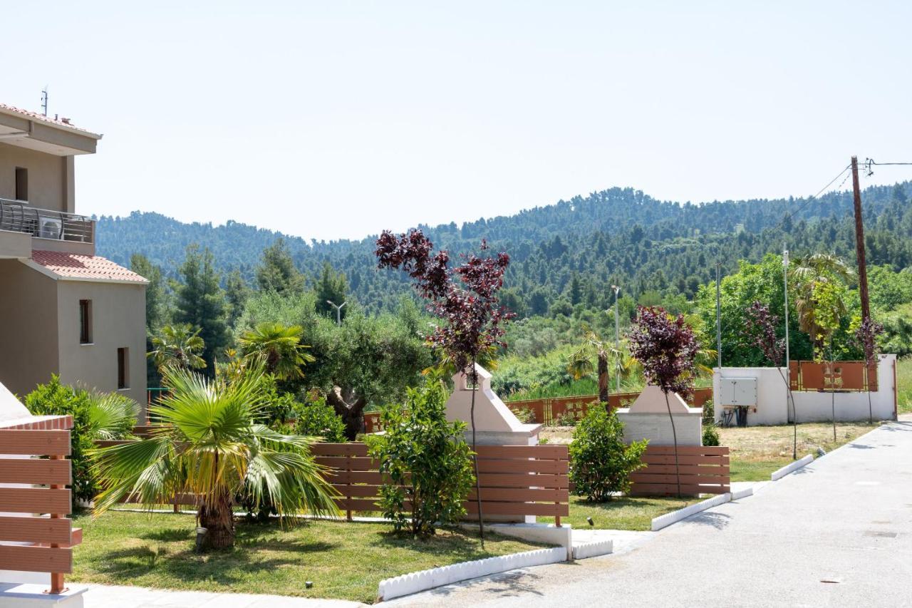 Pefkohori Golden Mountain Beach Villas Esterno foto
