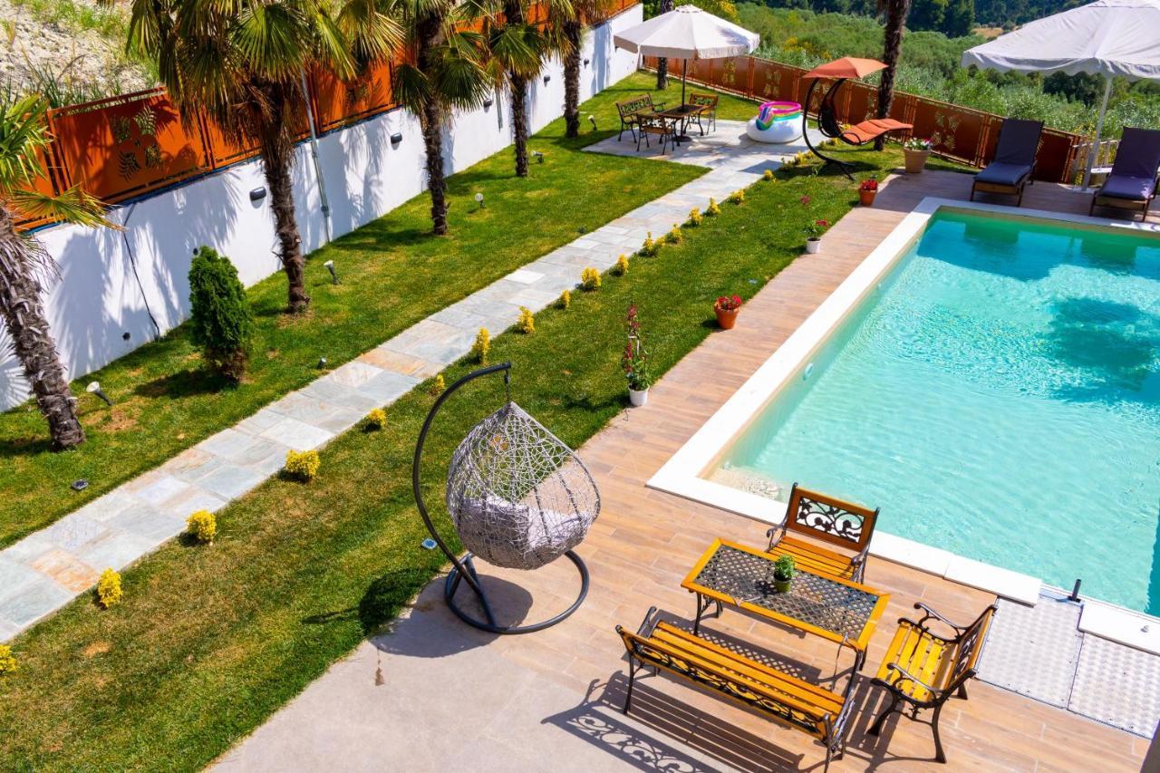 Pefkohori Golden Mountain Beach Villas Esterno foto