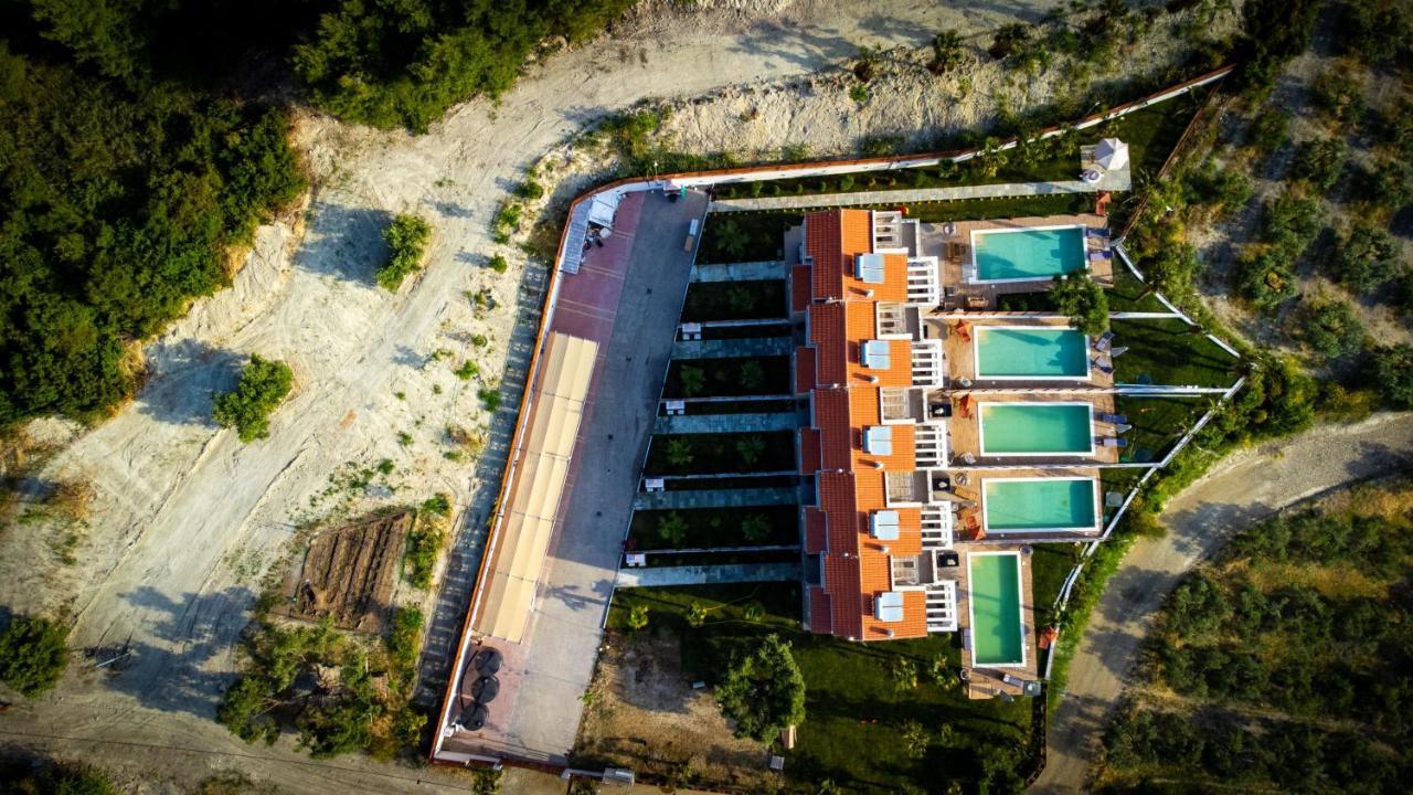 Pefkohori Golden Mountain Beach Villas Esterno foto